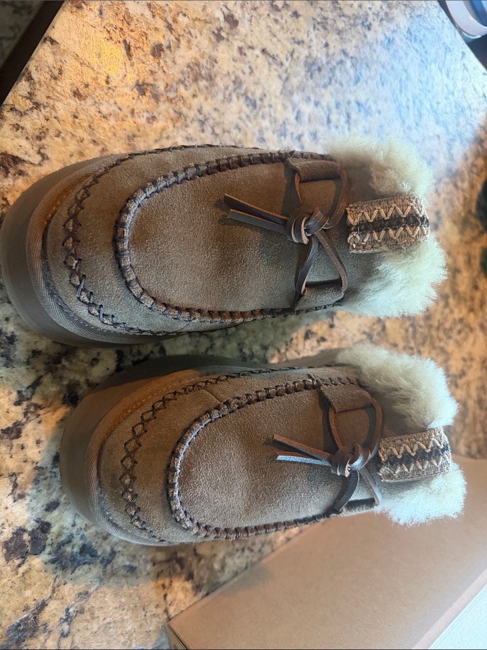 Ugg Disquette size 8 Alpine
